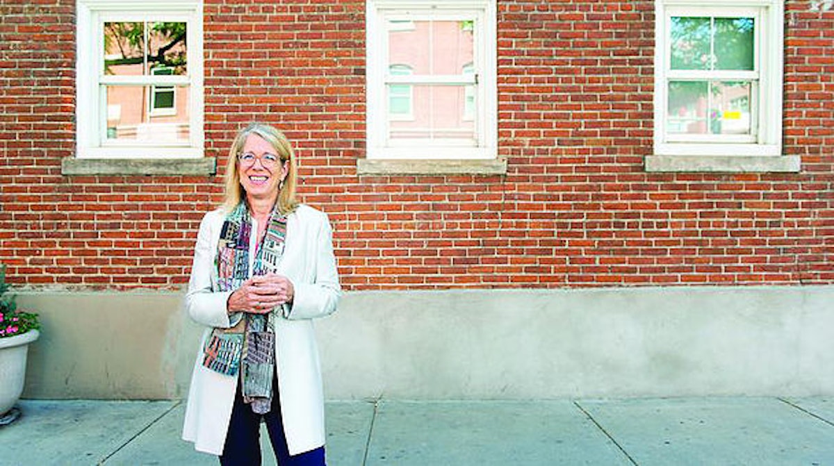 Laurel Raines wins DBJ’s Outstanding Women in Business Award