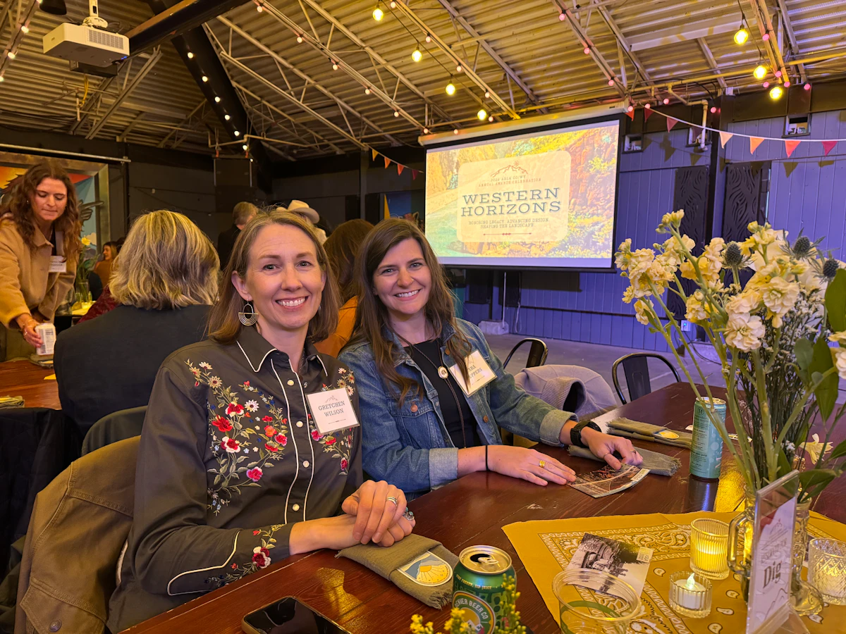 Gretchen Wilson and Sara Peppers at the 2026 ASLA Colorado/Wyoming Awards, celebrating “Western Horizons” at the Denver Zoo.