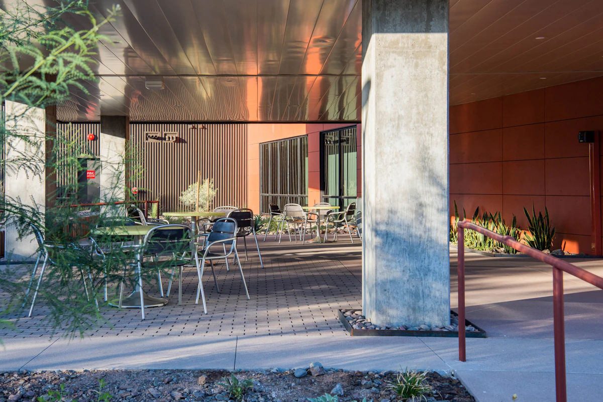 ASU Lantana Hall Mid 6