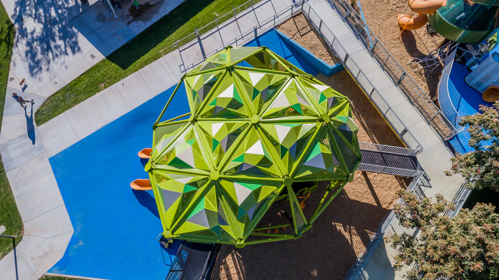 Pioneer Park Silde 3